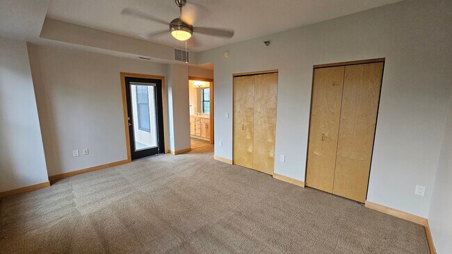 Building Photo - 317 Groveland Ave