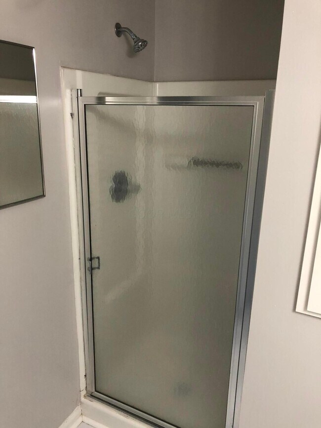 Building Photo - 5536 Cedar St