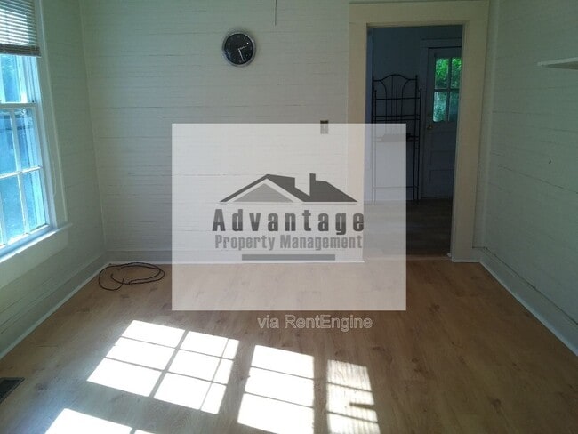 Building Photo - 178 Fayette Ave