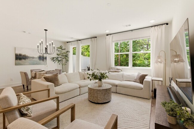 Building Photo - 6006 Mill Tree Ct