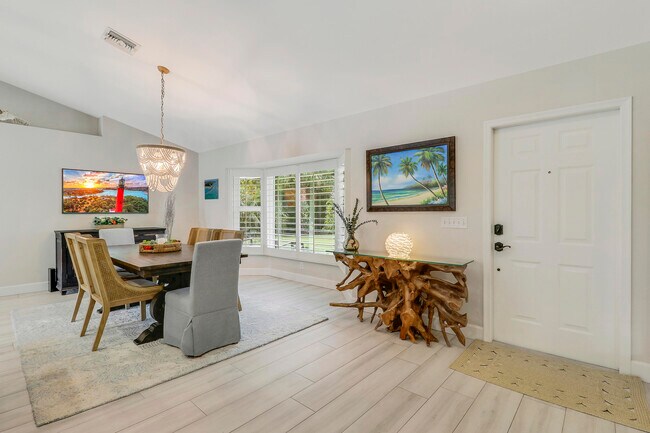 Building Photo - 15866 Alexander Run