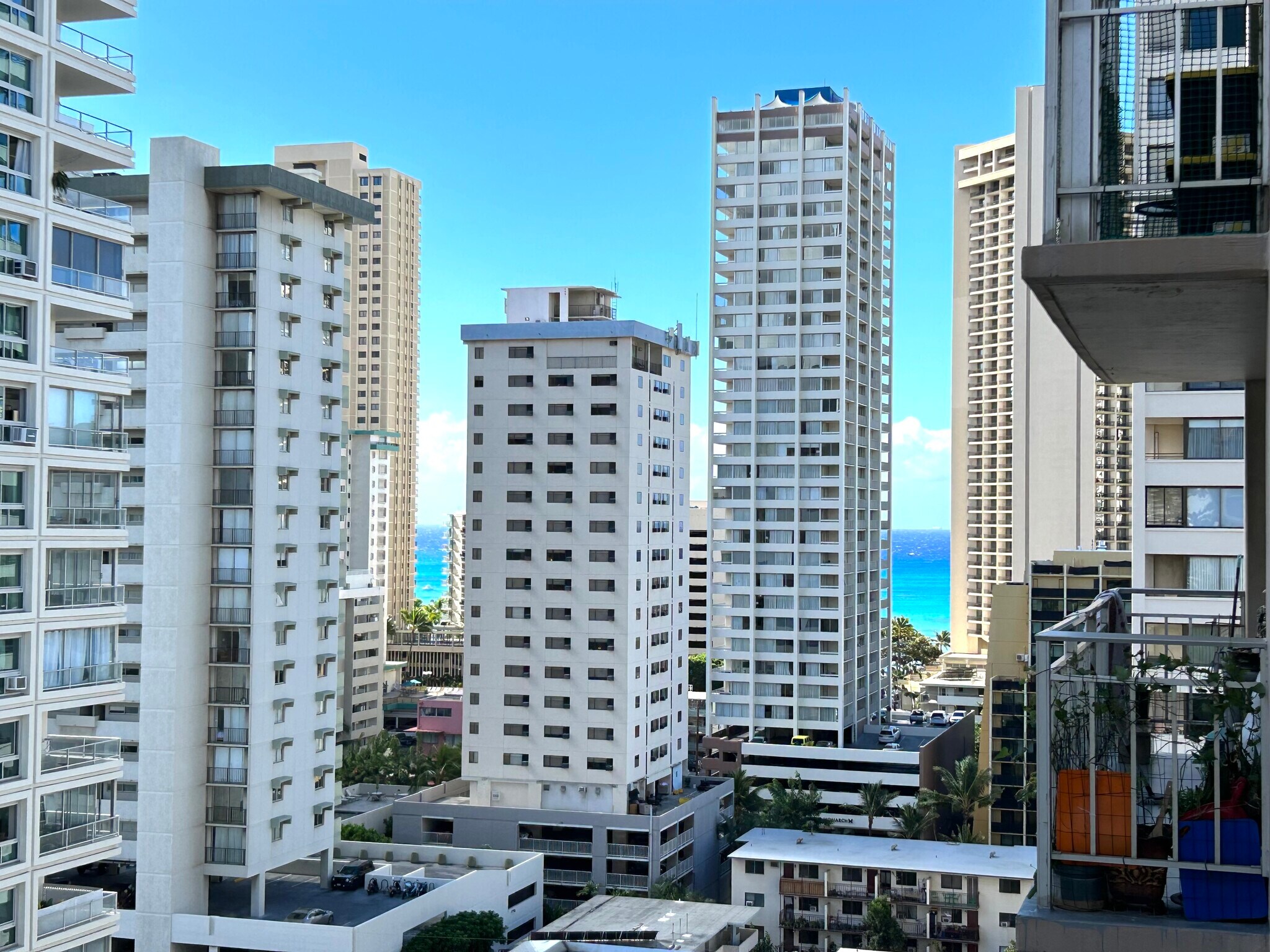Ocean view from the other side lanaiof - 2415 Ala Wai Blvd
