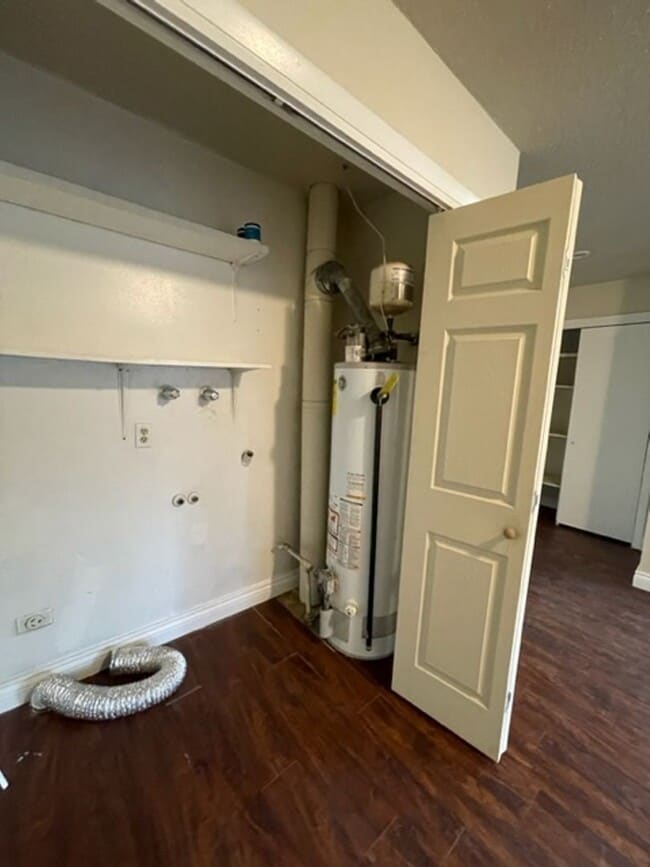 Building Photo - Redlands 3 bed 1.5 bath with yard