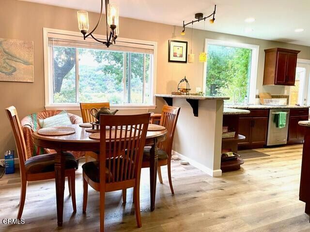 Building Photo - 883 Moreno Dr