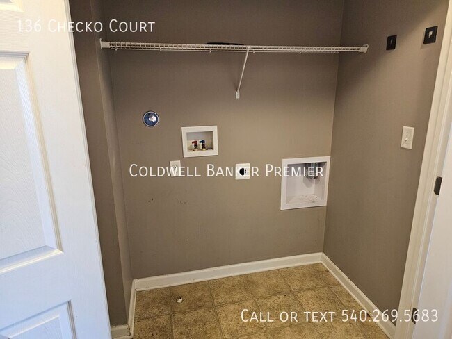 Building Photo - 136 Checko Court