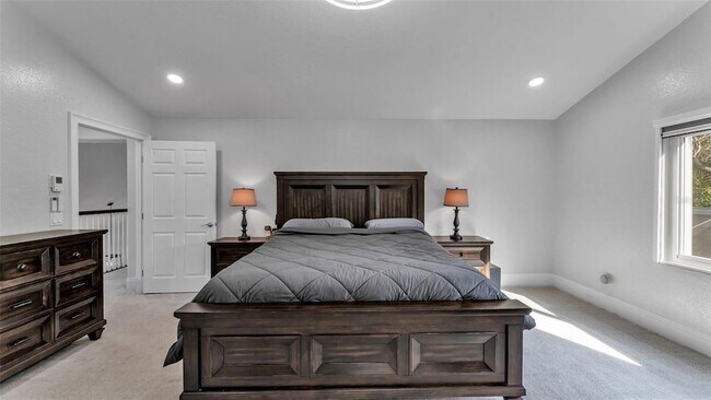 Building Photo - 109 Van Fleet Ct
