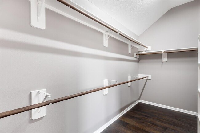 Building Photo - 13810 Birney Point Ln