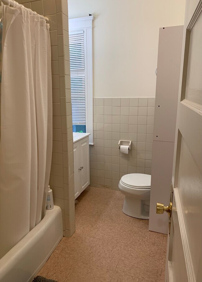 Building Photo - 1617 Massachusetts Ave