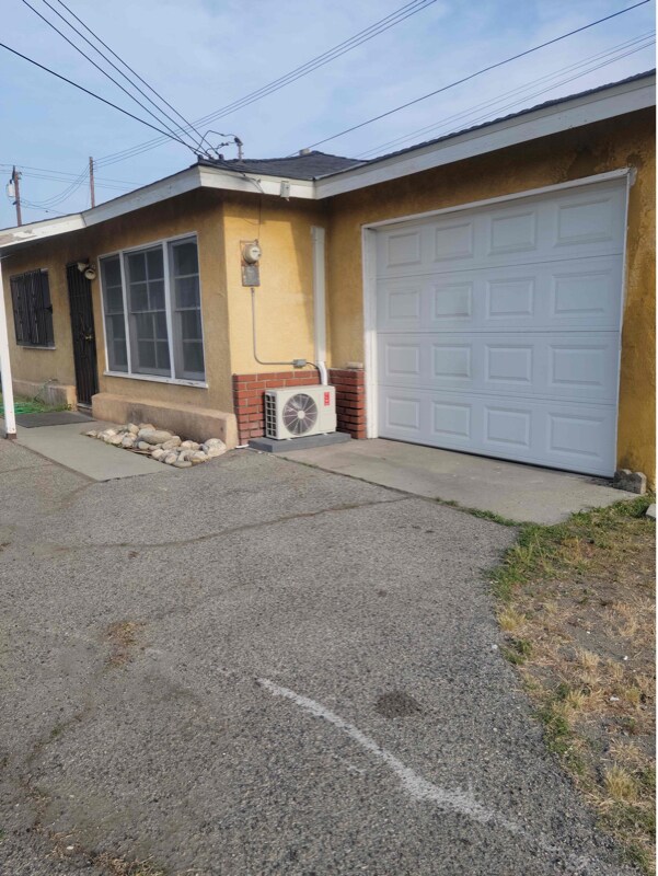Primary Photo - 4915 Stewart Ave