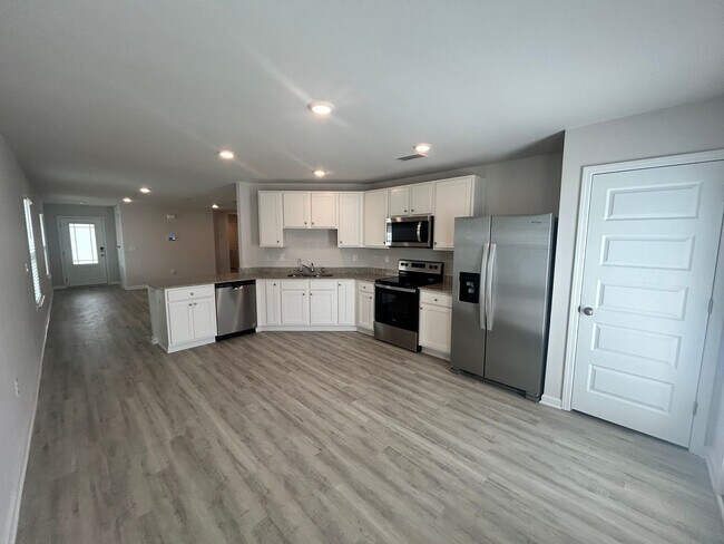 Building Photo - 6586 Atkins Rd
