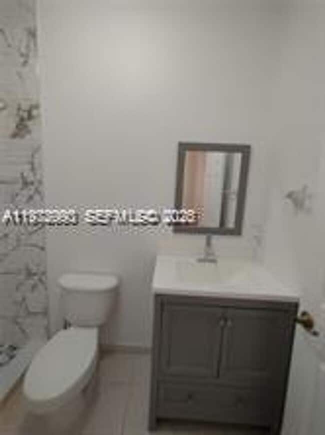 Building Photo - 8546 SW 165th Pl