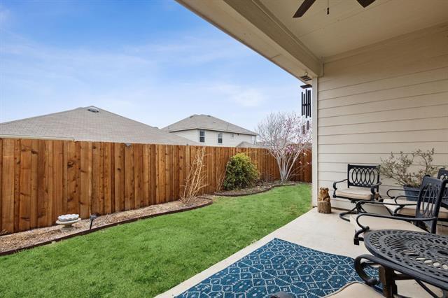 Building Photo - 525 Braewick Dr