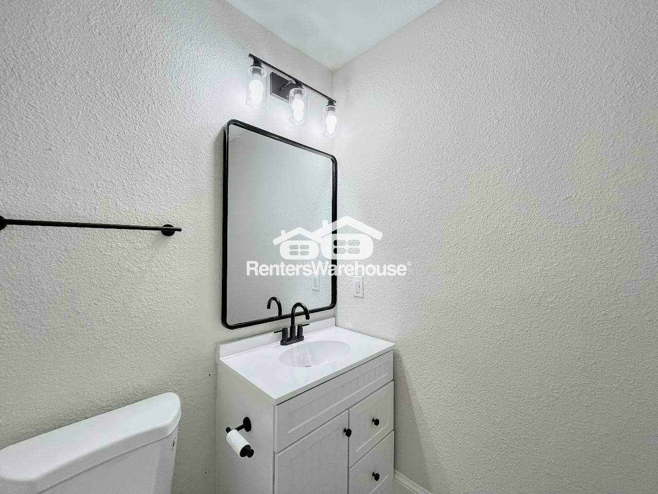 Building Photo - 500 Maryland Ave