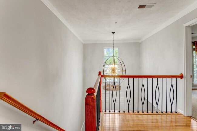 Building Photo - 7505 Castle Rock Dr