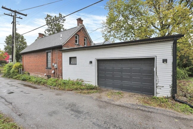 Building Photo - 101 E Moler St