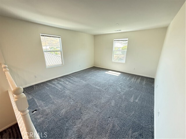 Building Photo - 672 Suukat Ct