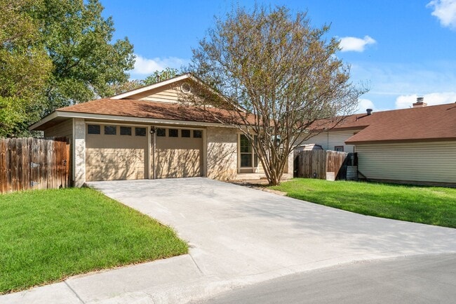 Building Photo - 5314 Lake Golden Dr