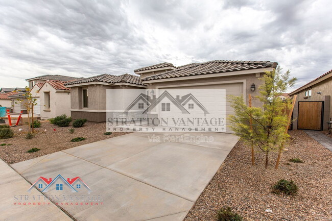 Building Photo - 17645 W Palo Verde Dr