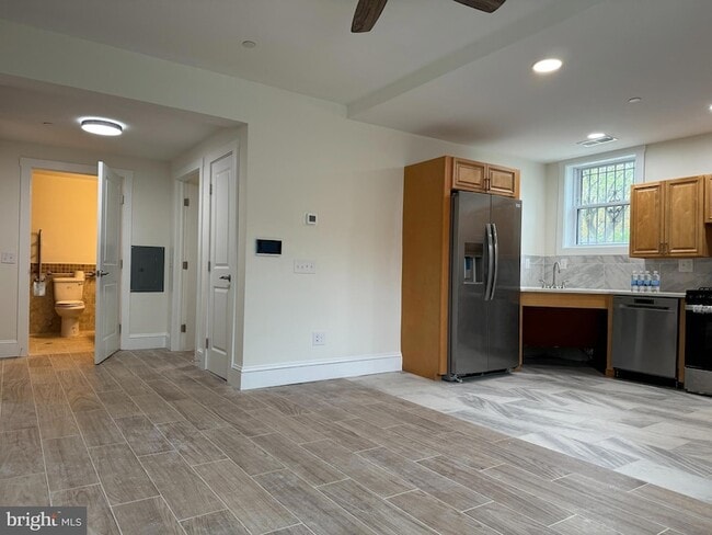 Building Photo - 747 Alabama Ave SE