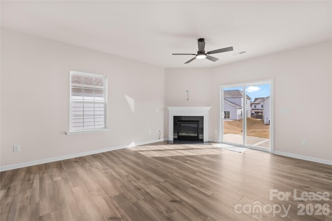 Building Photo - 1609 Swallow Tail Dr