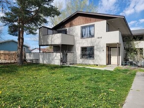 Building Photo - 1816 W 21st Ave