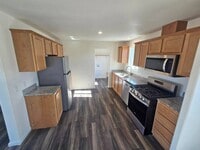 Building Photo - 590 E Kinney St