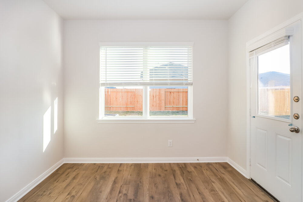 Building Photo - 424 Mustang Trot Dr