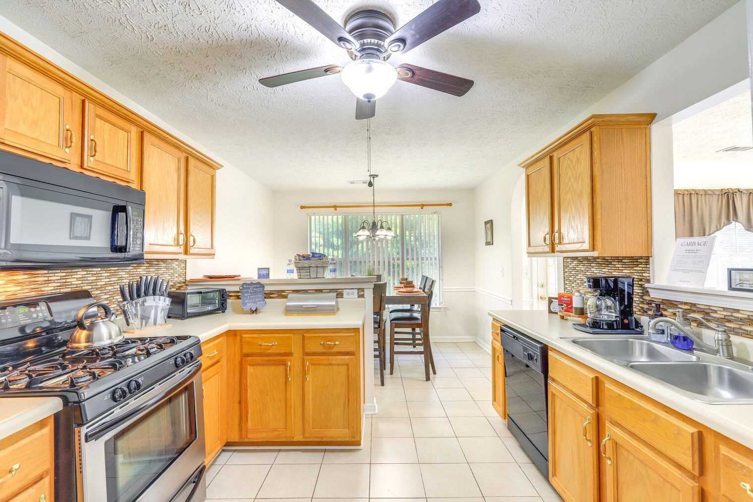 Building Photo - 10709 Barberry Dr
