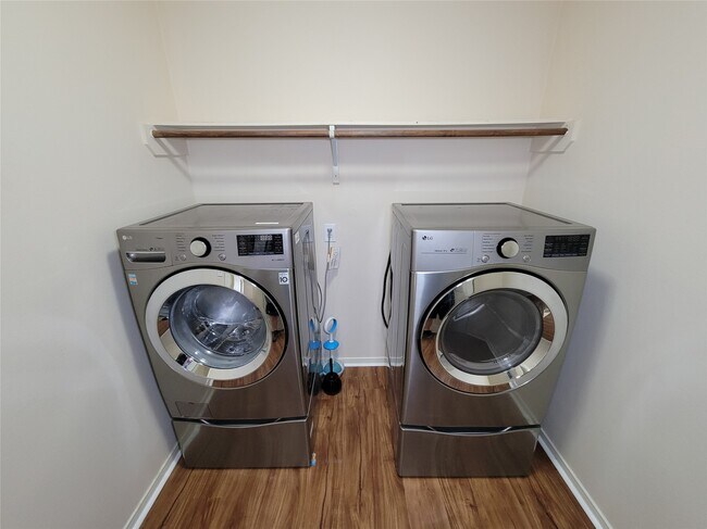 Building Photo - 19626 Hardwood Ridge Tr