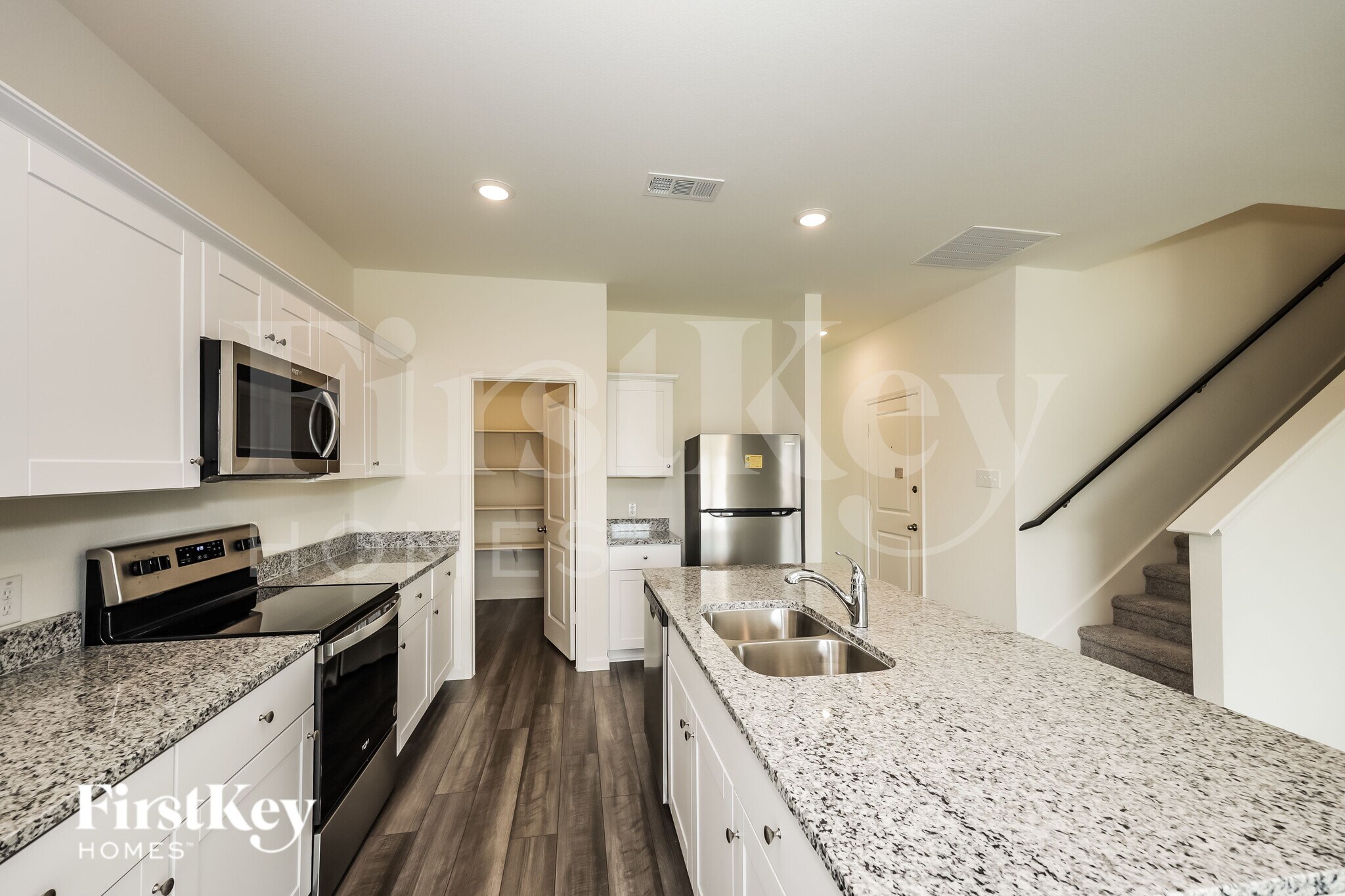 Building Photo - 1822 Sandlin Dr