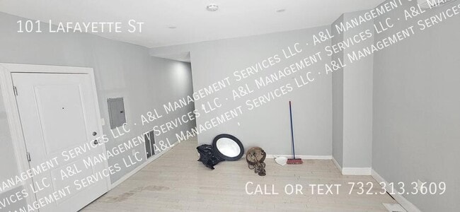 Building Photo - 101 Lafayette St