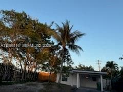 Building Photo - 1704 SW 43rd Ave