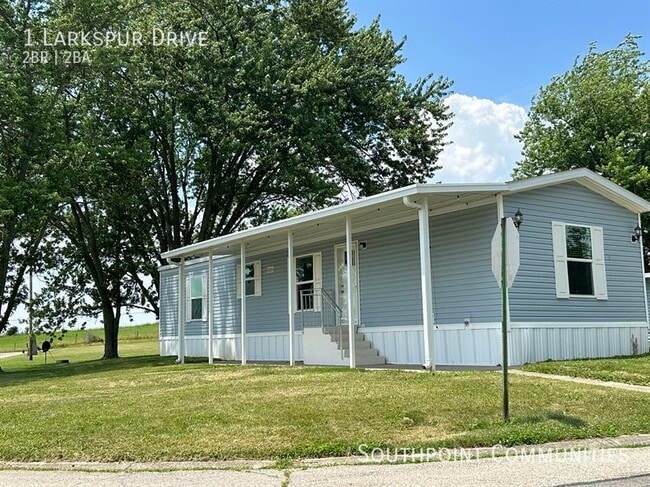 Building Photo - 1 Larkspur Dr