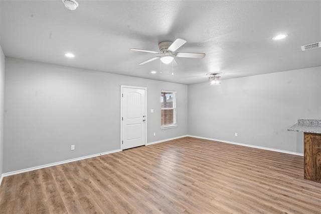 Building Photo - 120 Abbey Park Ct