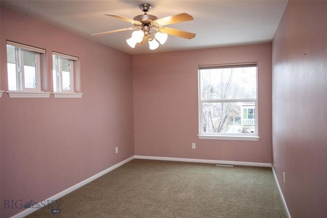 Building Photo - Single family home for rent in Valley West