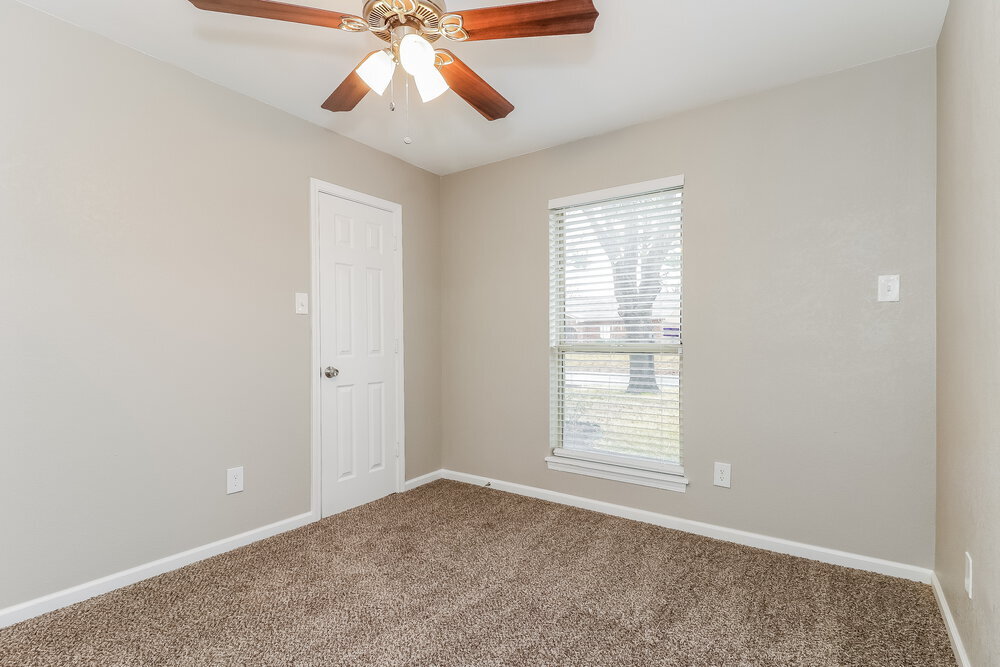 Building Photo - 3924 Windflower Ln