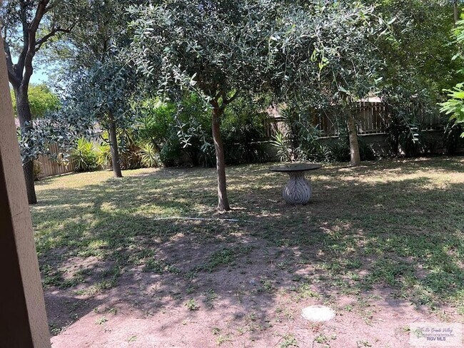 Building Photo - 5597 Mystic Bend