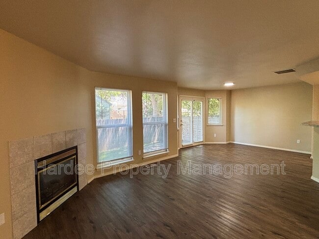 Building Photo - 1602 W Highland St