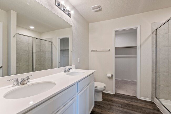 Building Photo - Beautiful 3 bedroom, 2.5  bathroom home in Liberty Hill!!!