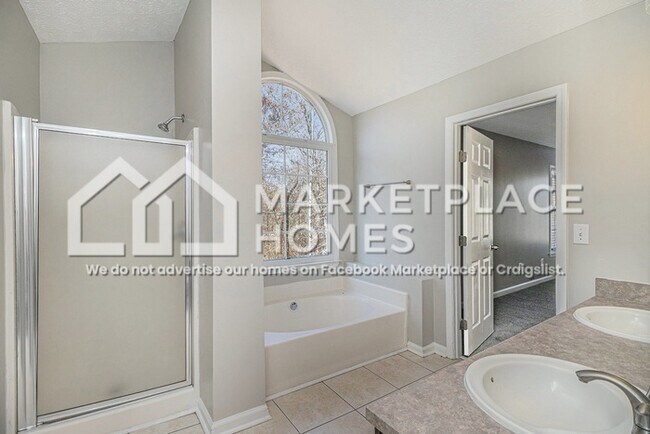 Building Photo - 257 Bonnie Sue Dr