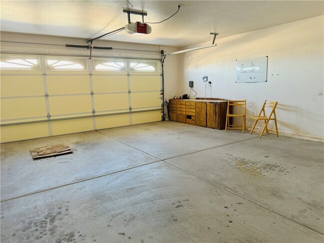 Building Photo - 5264 Antelope Dr