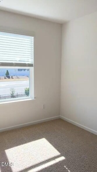 Building Photo - 852 Bullhorn Dr