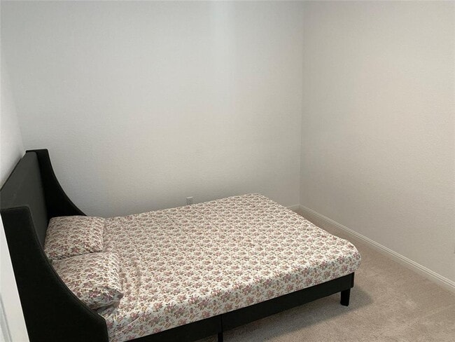Building Photo - 115 Lyrebird Ln