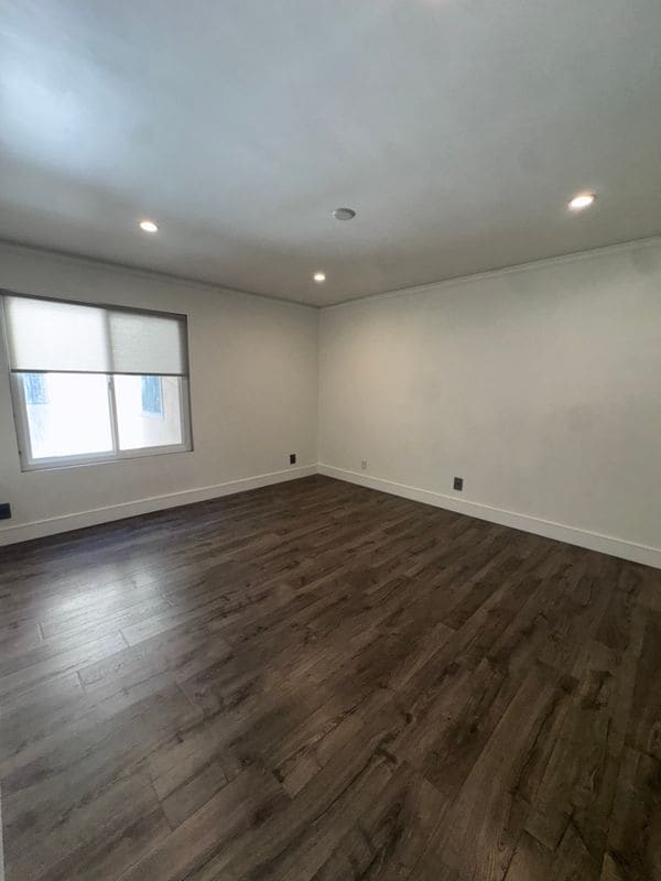 Building Photo - 1734 N Fuller Ave