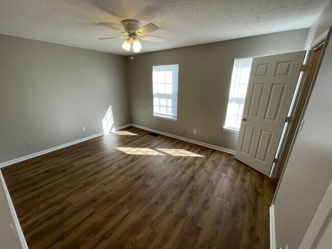 Building Photo - Cute, Efficient, and Affordable Home