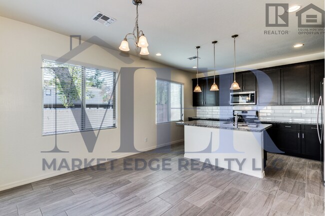 Building Photo - 3 Bed/2.5 Bath House in Gilbert! JOIN THE ...