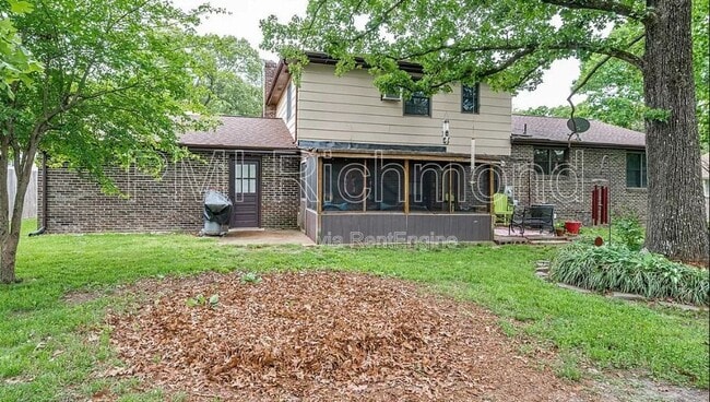 Building Photo - 304 Windmere Dr