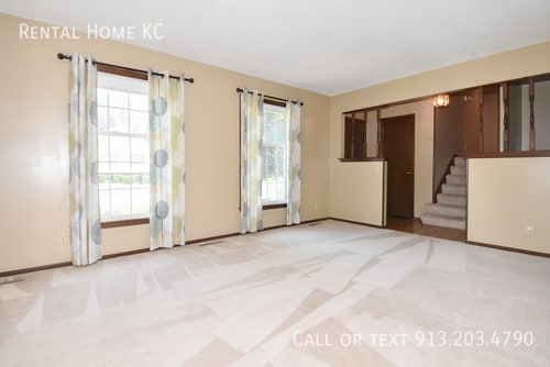 Building Photo - 1835 S Abbey Cir