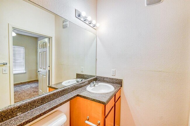 Building Photo - 2200 Classen Blvd