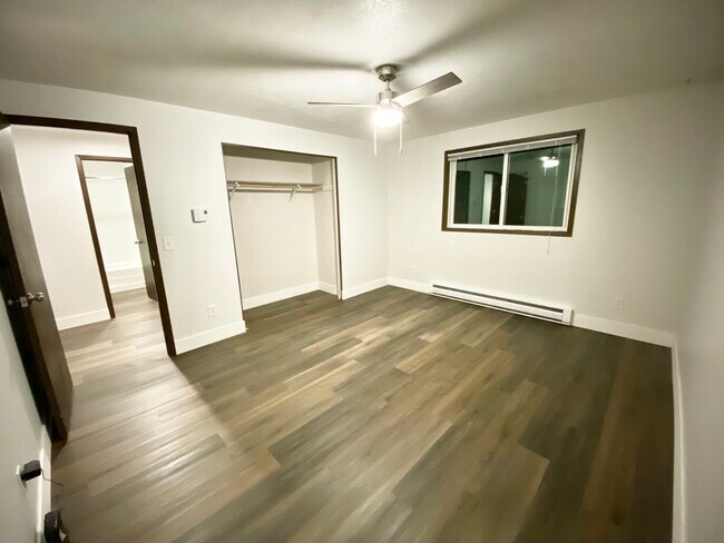 Building Photo - 3238 Lyon St SE